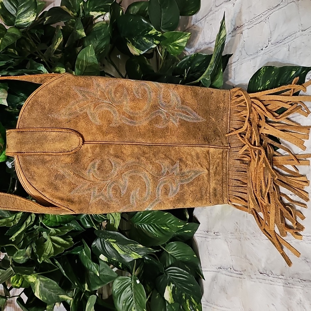 The Old Gringo NWOT Tan Fringe Boot Crossbody Bag - Picture 5 of 11